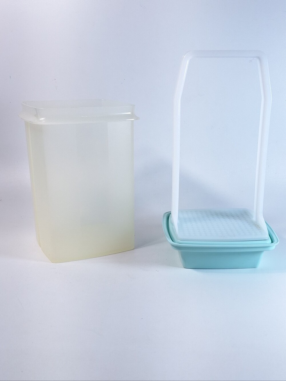 Tupperware Pick A Deli Pickle Keeper Container 3 Pc Set 1562 Sheer Aqua